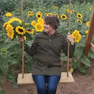 Meet your Posher, Megan